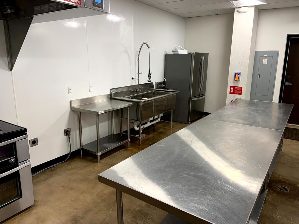 Community Center Kitchen (JPEG)